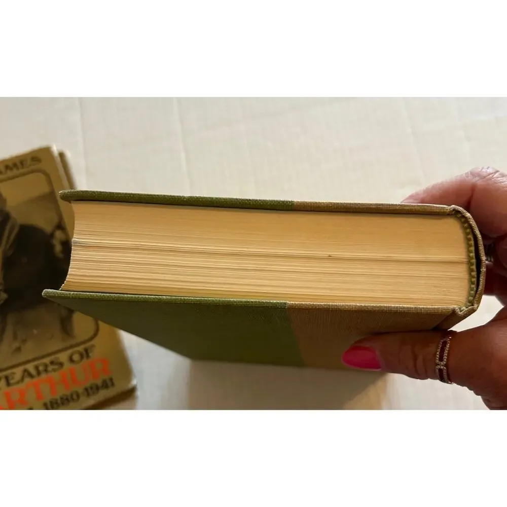 Years of MacArthur Vol 1 1880-1941 D Clayton James 1970 Houghton 1st Printing HB